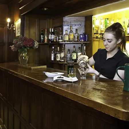 Hall Hotel Monk Fryston