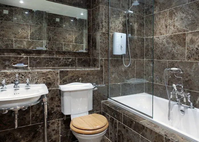 Hall Hotel Monk Fryston