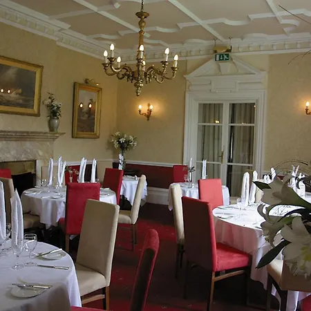 Hall Hotel Monk Fryston